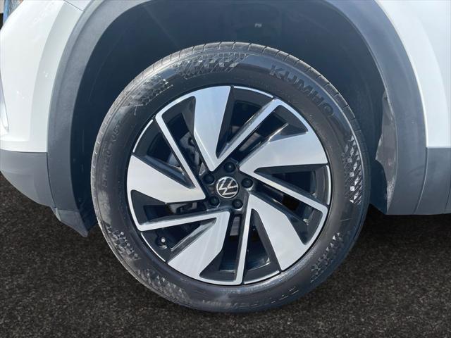 used 2024 Volkswagen Atlas car, priced at $34,500