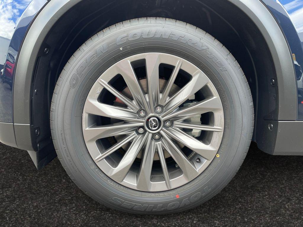new 2025 Mazda CX-90 car, priced at $43,190
