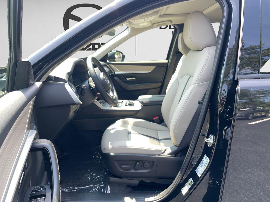 new 2025 Mazda CX-90 car, priced at $43,115