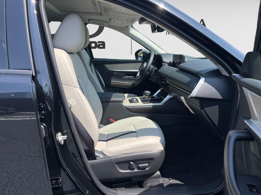 new 2025 Mazda CX-90 car, priced at $43,115