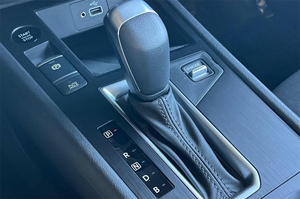 new 2025 Nissan Kicks car, priced at $25,180