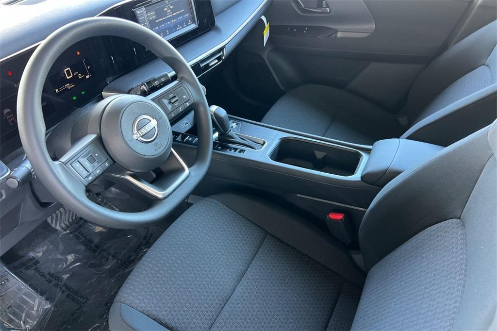 new 2025 Nissan Kicks car, priced at $25,180