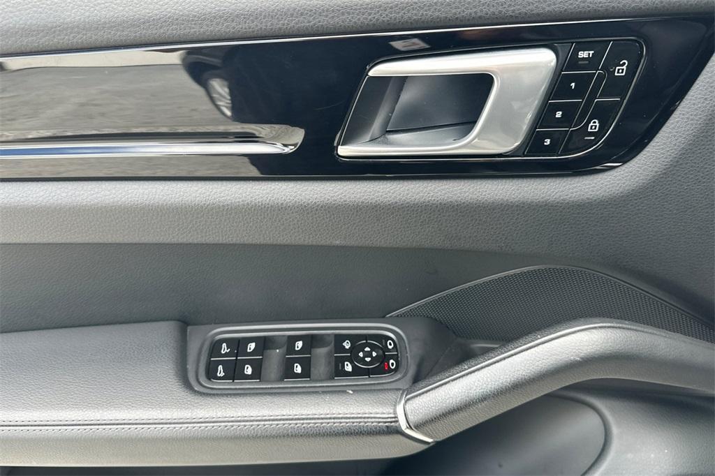 used 2019 Porsche Cayenne car, priced at $42,999