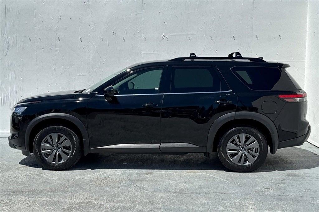 used 2022 Nissan Pathfinder car, priced at $26,999