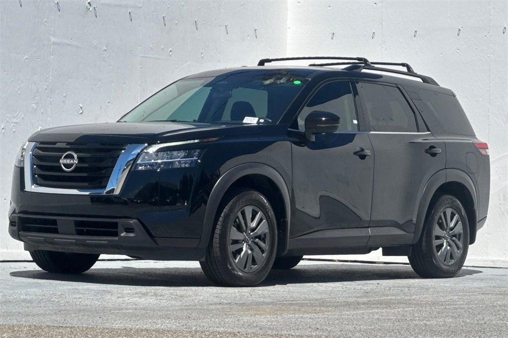 used 2022 Nissan Pathfinder car, priced at $26,999