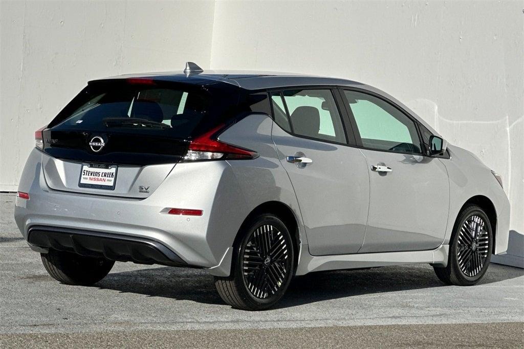 new 2025 Nissan Leaf car