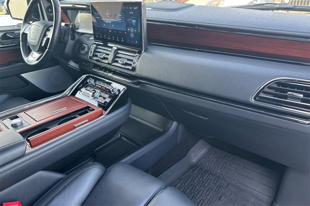 used 2023 Lincoln Navigator car, priced at $75,888