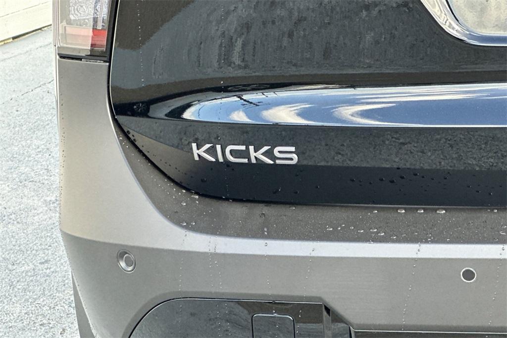 new 2025 Nissan Kicks car, priced at $27,030