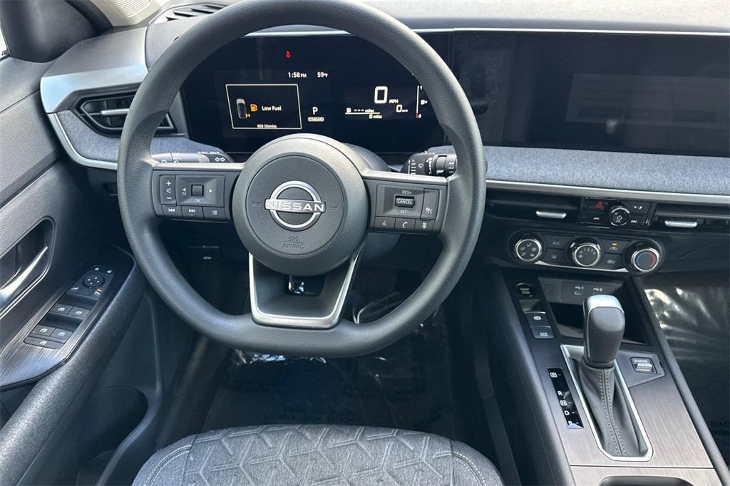 new 2025 Nissan Kicks car, priced at $27,030