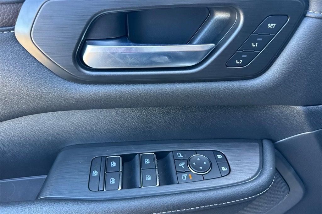 new 2025 Nissan Armada car, priced at $72,725