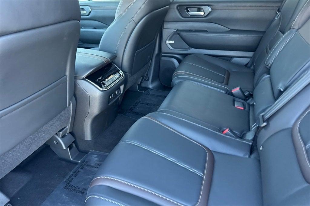 new 2025 Nissan Armada car, priced at $72,725