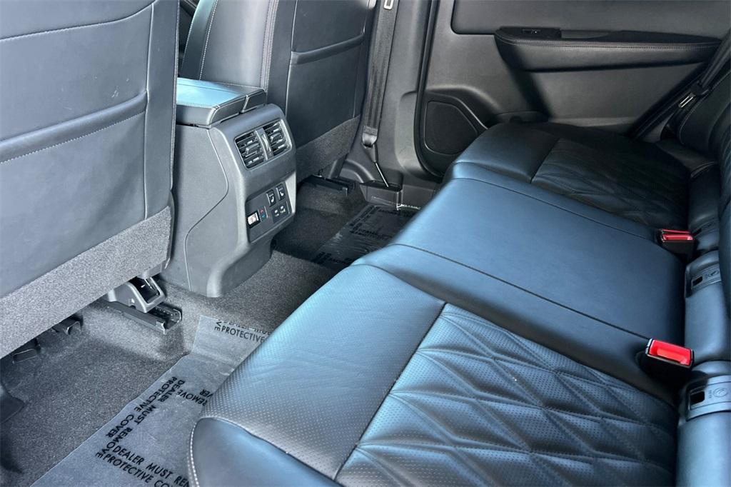 used 2023 Nissan Rogue car, priced at $28,999