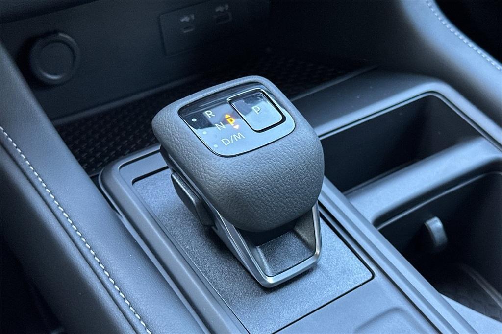 new 2025 Nissan Pathfinder car, priced at $38,510