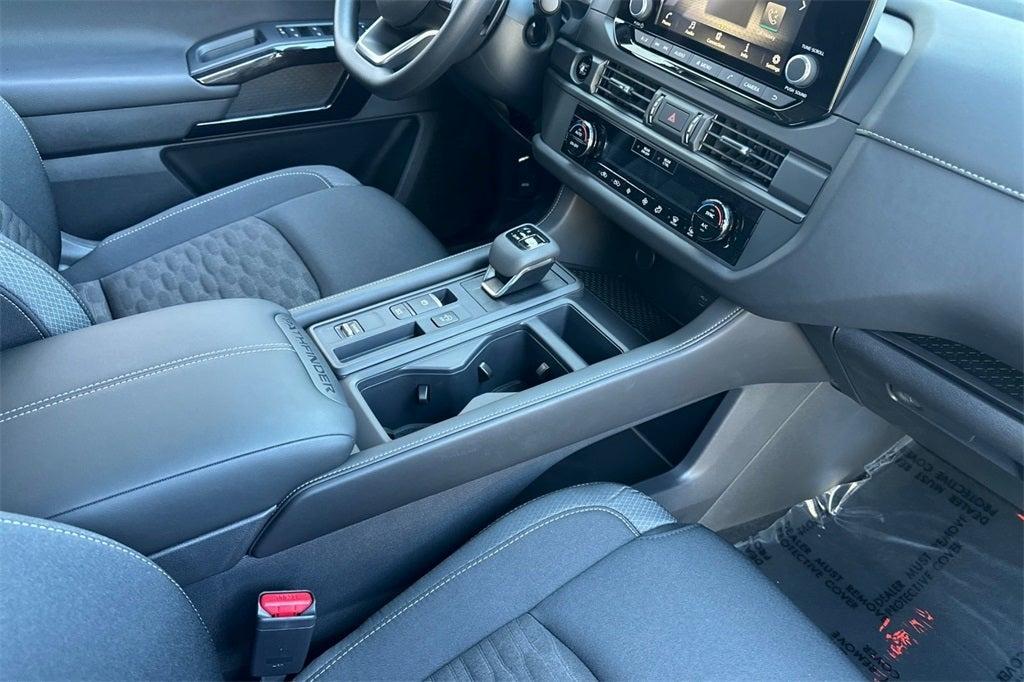 new 2025 Nissan Pathfinder car, priced at $38,510