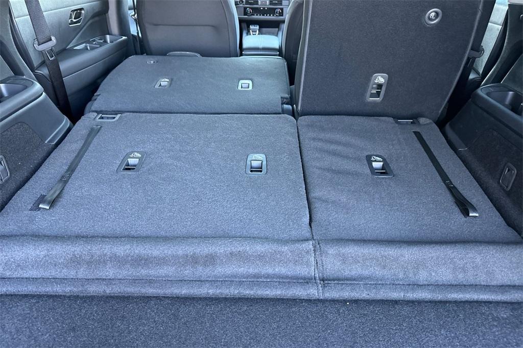 new 2025 Nissan Pathfinder car, priced at $38,510