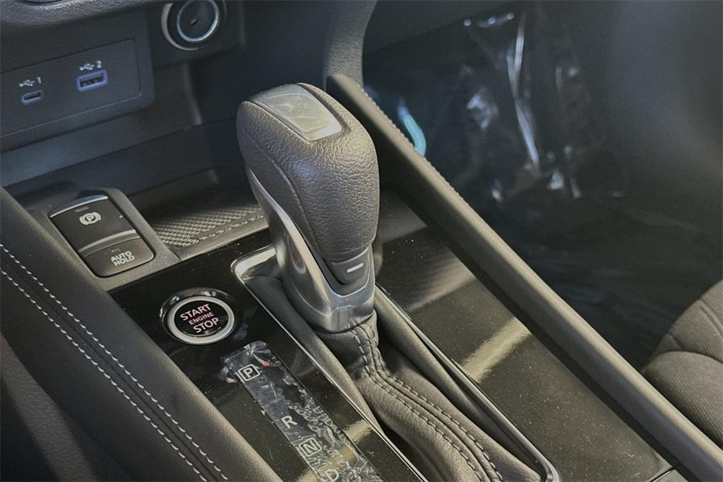 new 2024 Nissan Kicks car, priced at $25,765