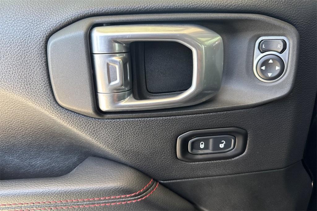 used 2020 Jeep Wrangler Unlimited car, priced at $39,999