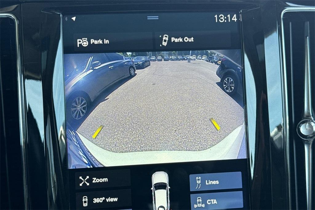 used 2018 Volvo XC60 Recharge Plug-In Hybrid car, priced at $26,999
