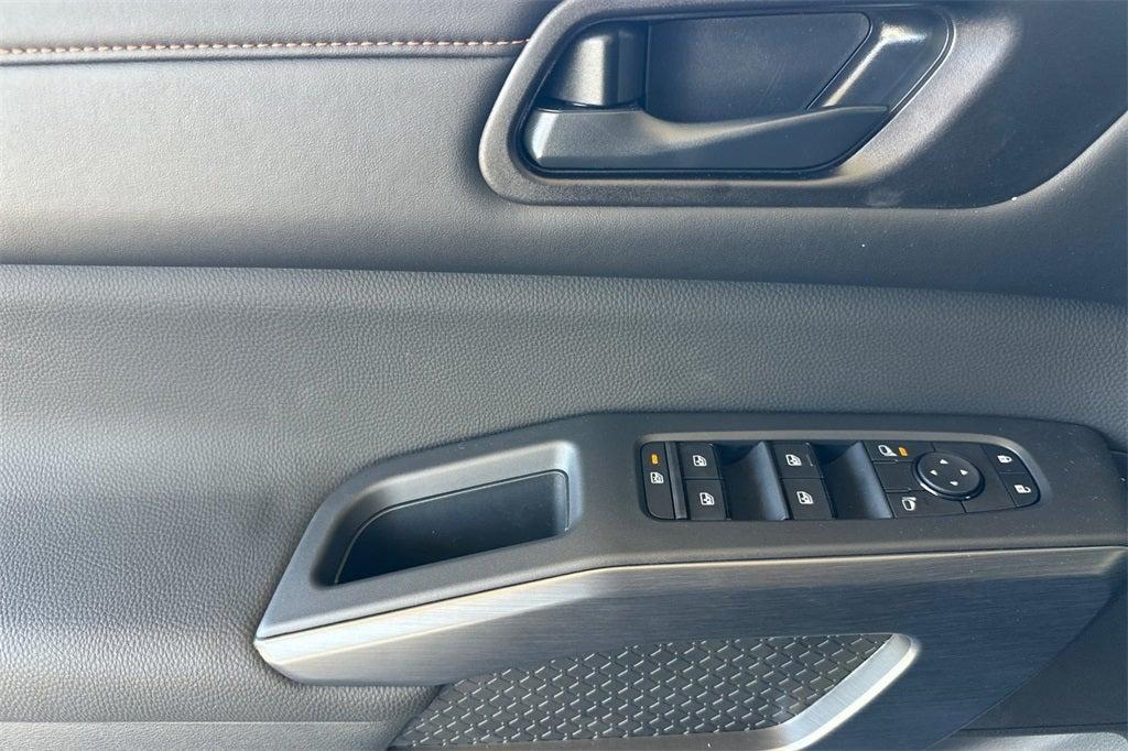 new 2025 Nissan Pathfinder car, priced at $46,505