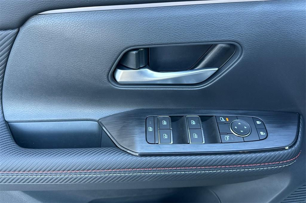 new 2025 Nissan Kicks car, priced at $30,730