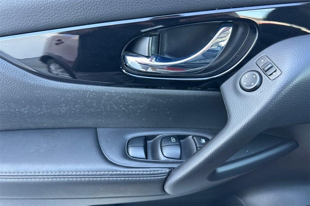 used 2020 Nissan Rogue Sport car, priced at $20,999