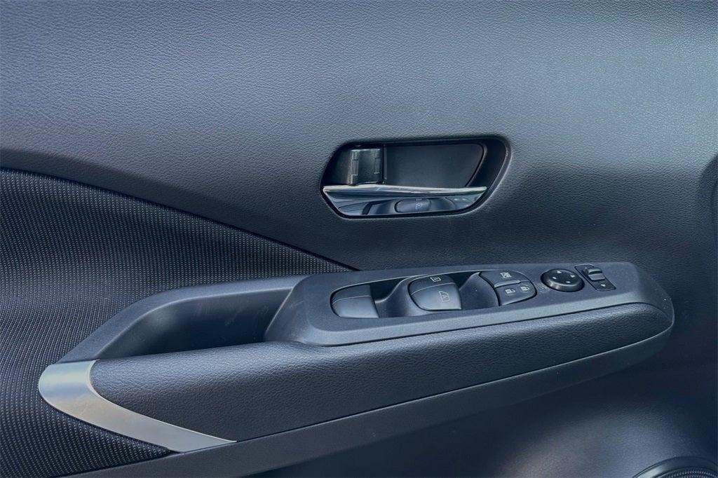 new 2024 Nissan Kicks car, priced at $26,195