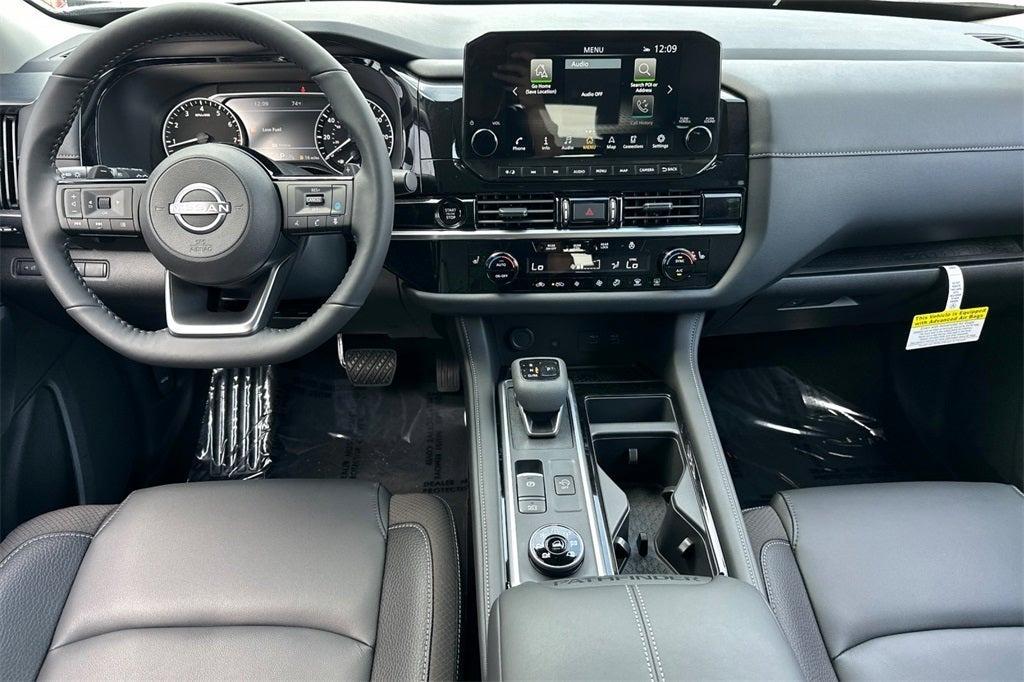 new 2025 Nissan Pathfinder car, priced at $47,385