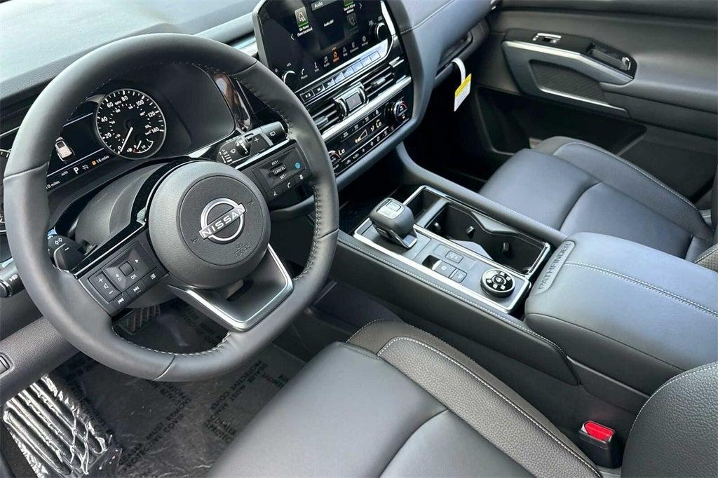 new 2025 Nissan Pathfinder car, priced at $48,385