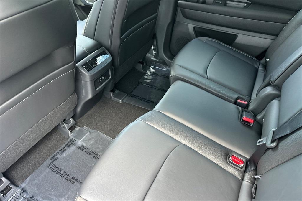 new 2025 Nissan Pathfinder car, priced at $46,635
