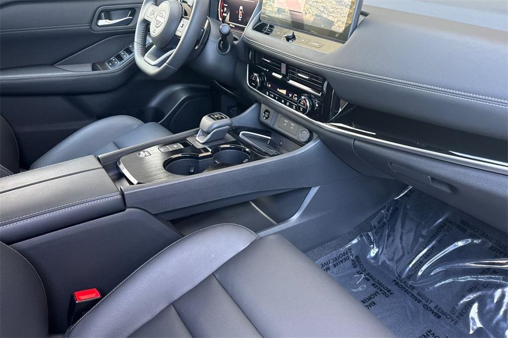used 2024 Nissan Rogue car, priced at $31,999