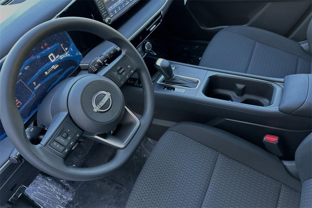 new 2025 Nissan Kicks car, priced at $25,590