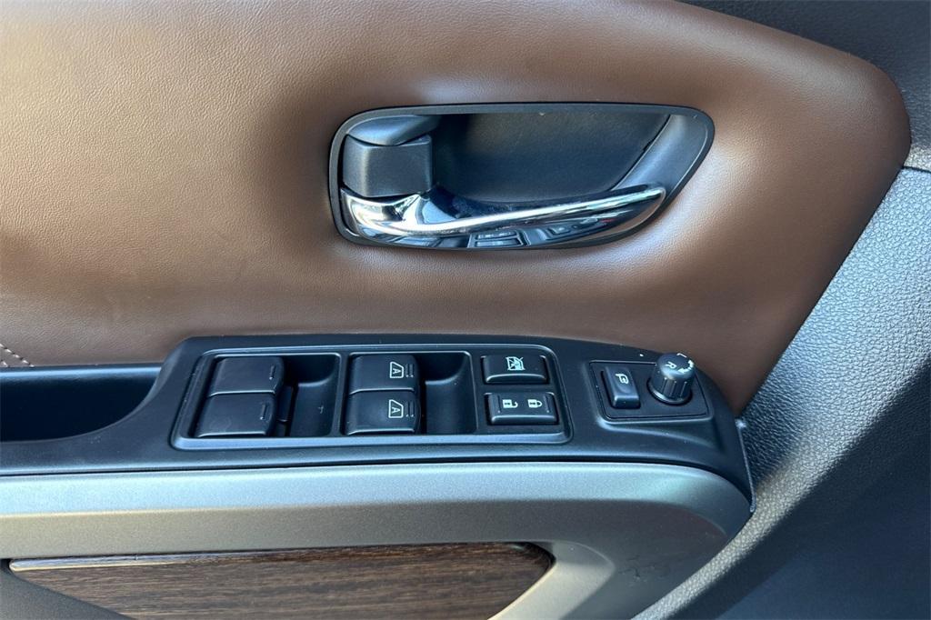 used 2024 Nissan Titan car, priced at $53,888