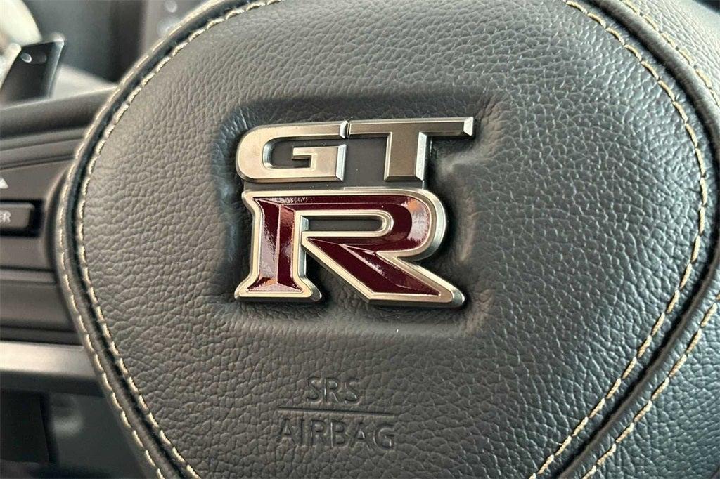 new 2021 Nissan GT-R car