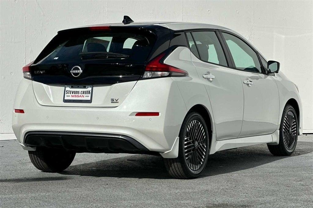 new 2025 Nissan Leaf car