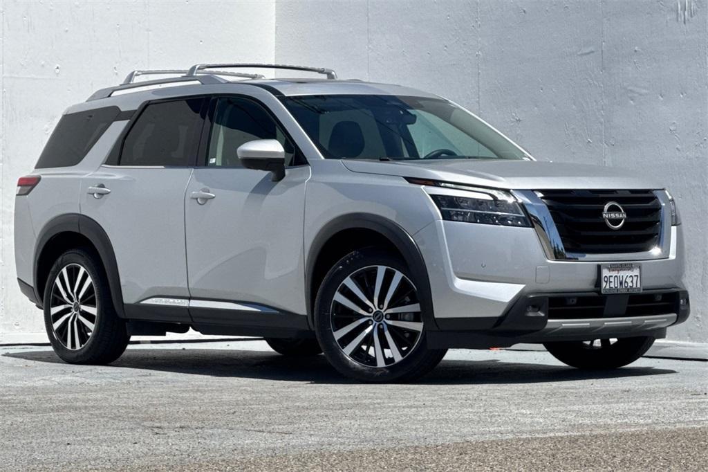 used 2023 Nissan Pathfinder car, priced at $39,888