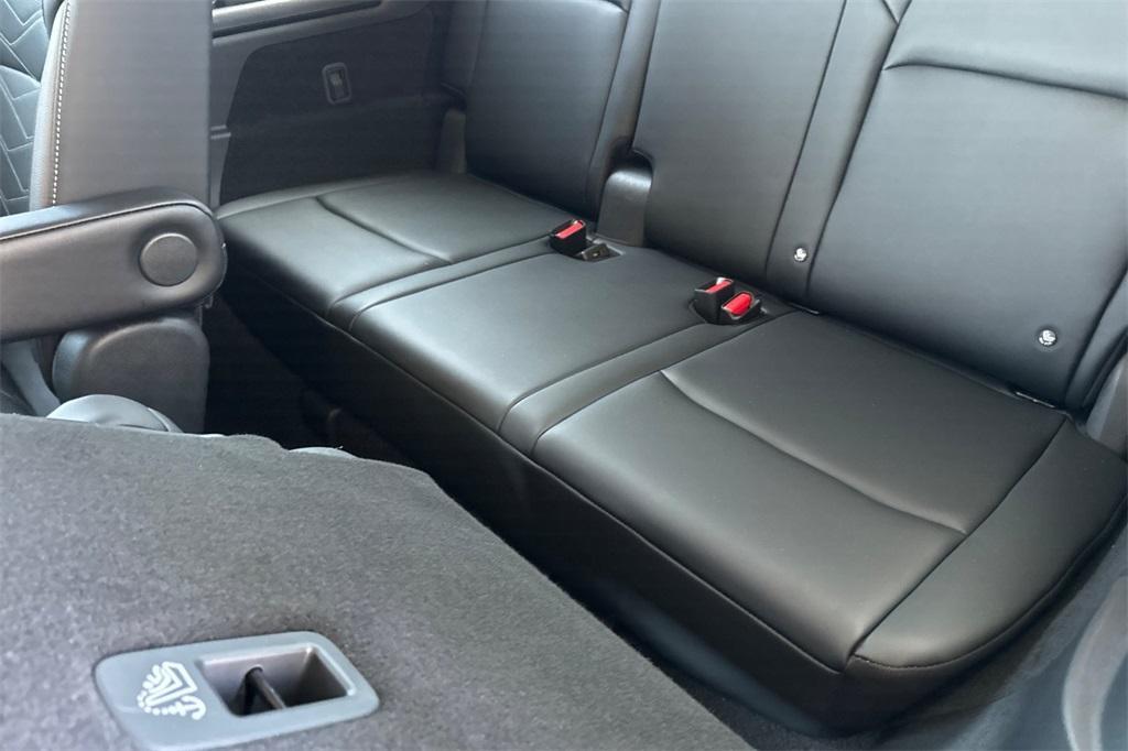 used 2023 Nissan Pathfinder car, priced at $39,888