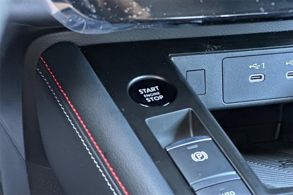 new 2025 Nissan Kicks car, priced at $29,015
