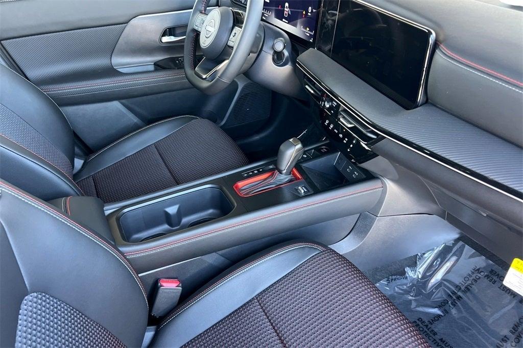 new 2025 Nissan Kicks car, priced at $30,380