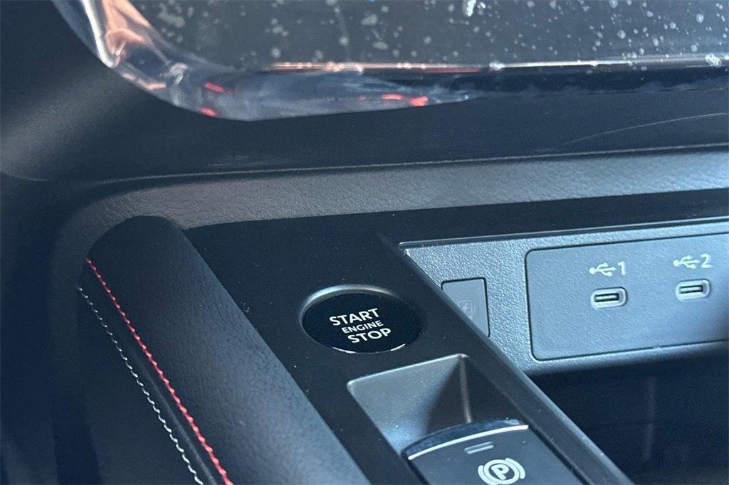 new 2025 Nissan Kicks car, priced at $29,935