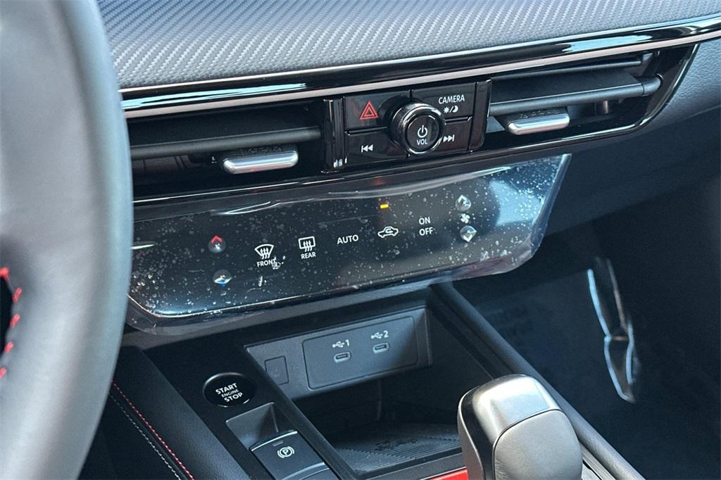 new 2025 Nissan Kicks car, priced at $29,935