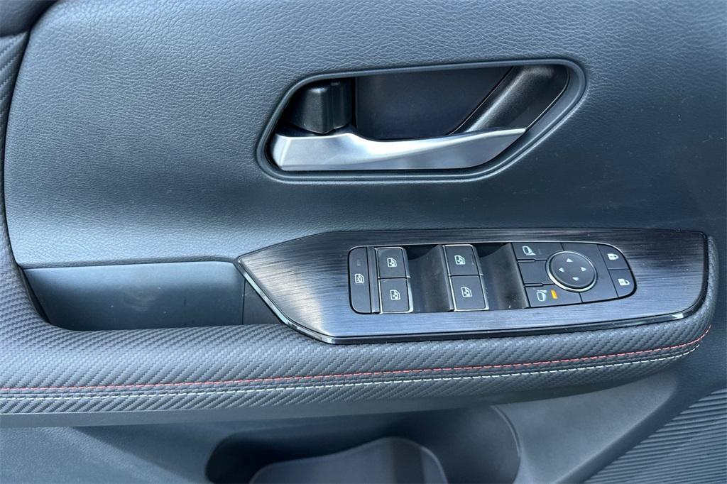 new 2025 Nissan Kicks car, priced at $30,735