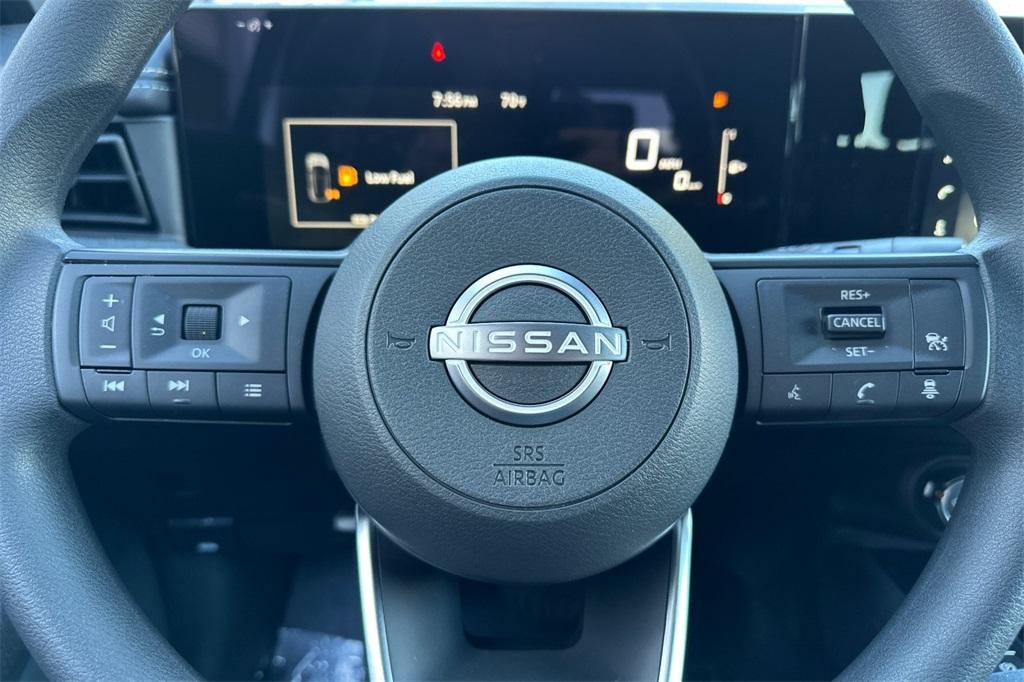 new 2025 Nissan Kicks car, priced at $26,865