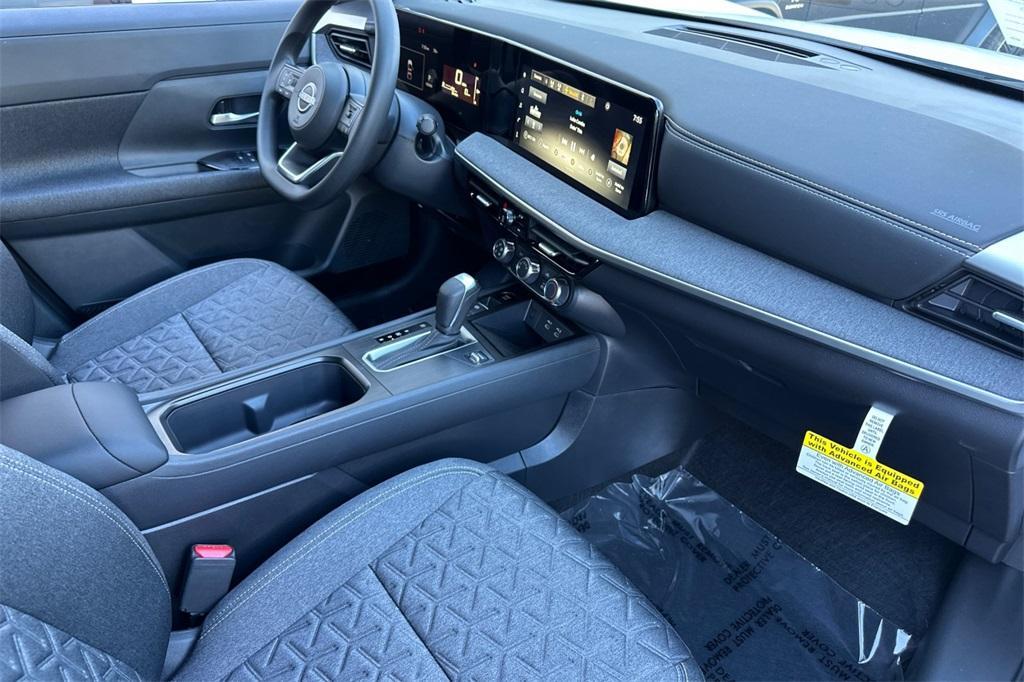 new 2025 Nissan Kicks car, priced at $26,865