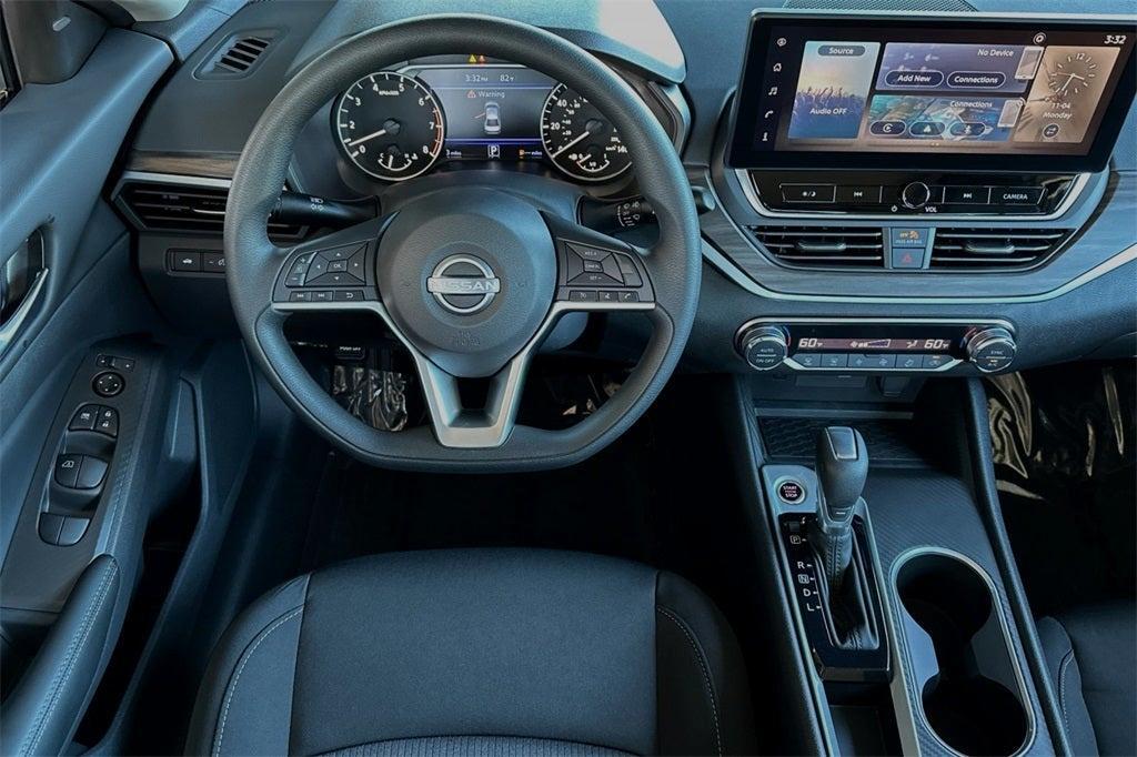 new 2025 Nissan Altima car, priced at $29,890