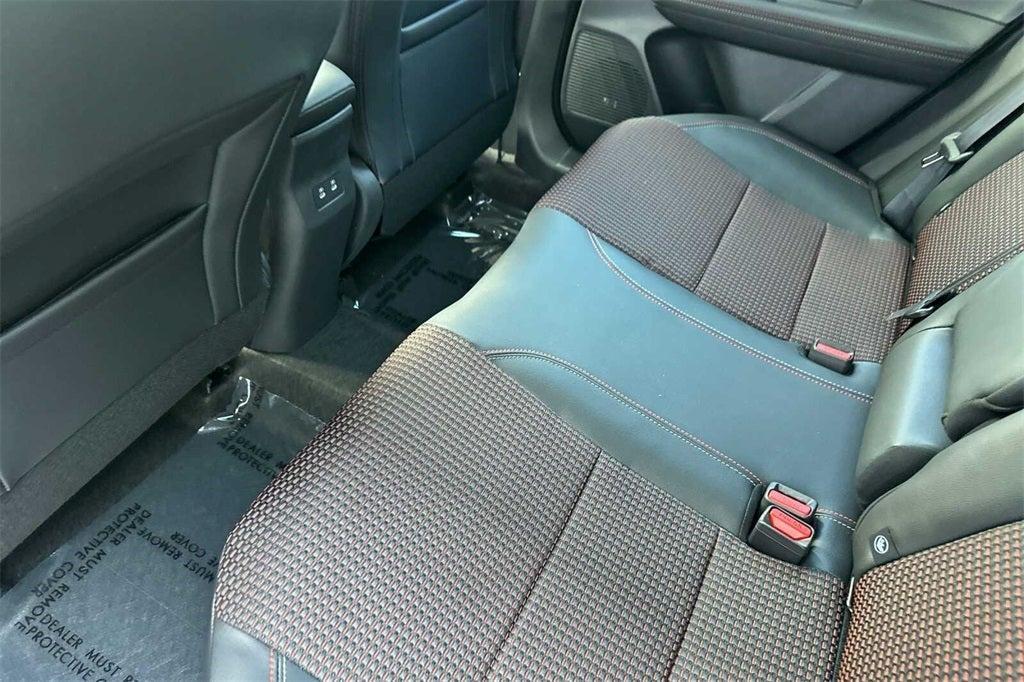 new 2025 Nissan Kicks car, priced at $29,695