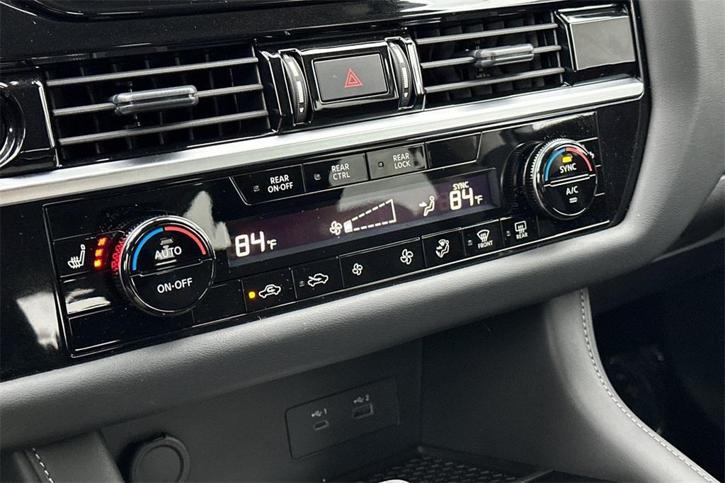 new 2025 Nissan Pathfinder car, priced at $43,515