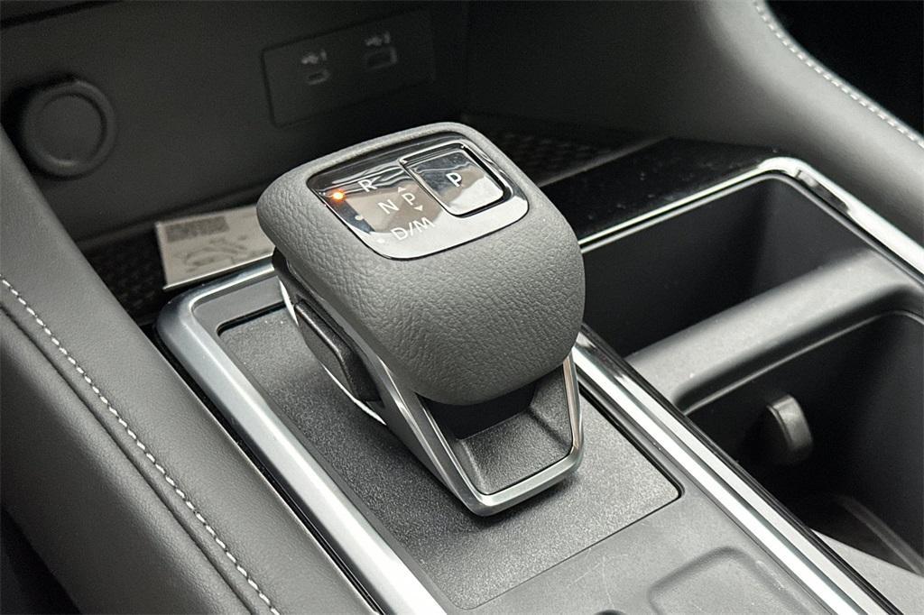 new 2025 Nissan Pathfinder car, priced at $43,515