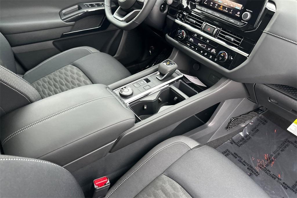 new 2025 Nissan Pathfinder car, priced at $43,515