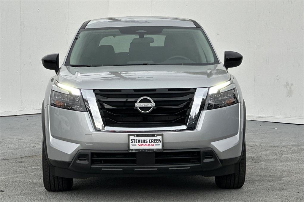 new 2025 Nissan Pathfinder car, priced at $38,865