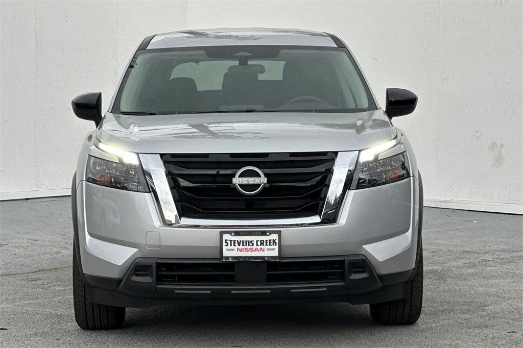 new 2025 Nissan Pathfinder car, priced at $38,865